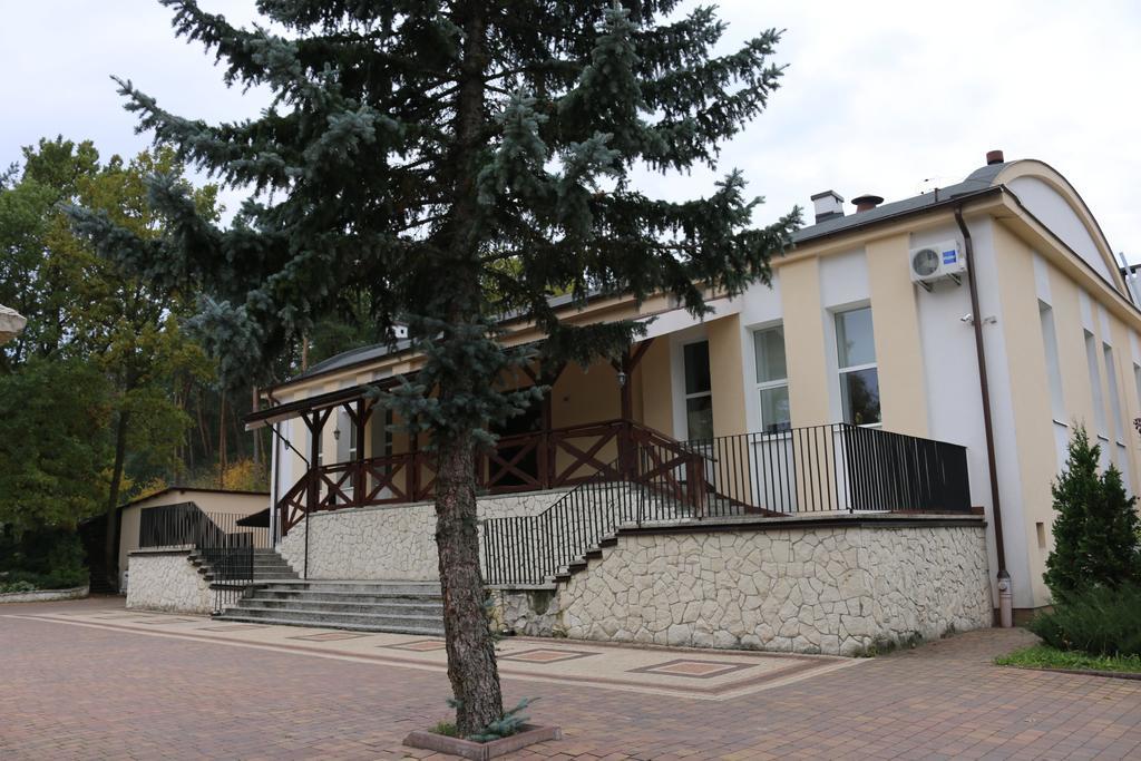 Hotel Lachowka Krepiec Dış mekan fotoğraf