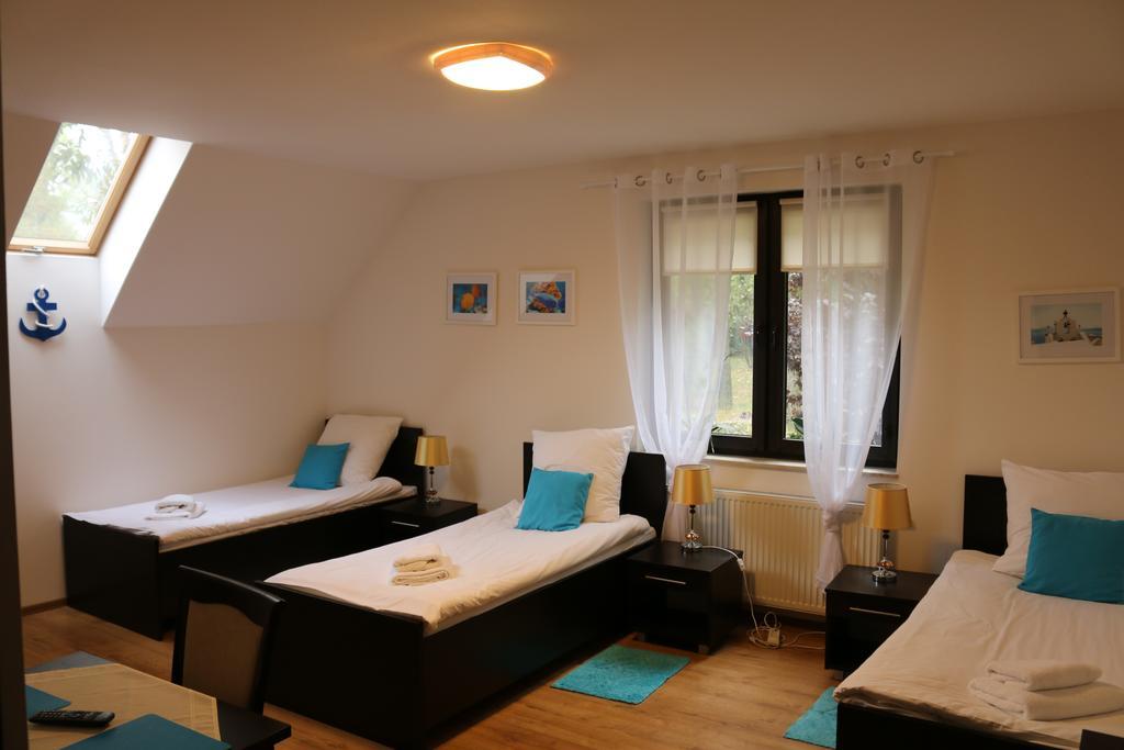 Hotel Lachowka Krepiec Dış mekan fotoğraf