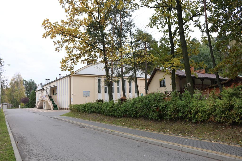 Hotel Lachowka Krepiec Dış mekan fotoğraf