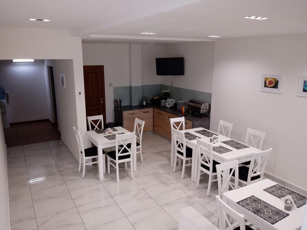 Hotel Lachowka Krepiec Dış mekan fotoğraf